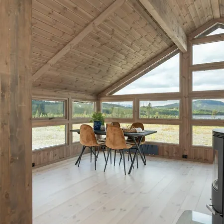 Hedda Robolshovda - 3 Bedroom With A Lovely View בית נופש *